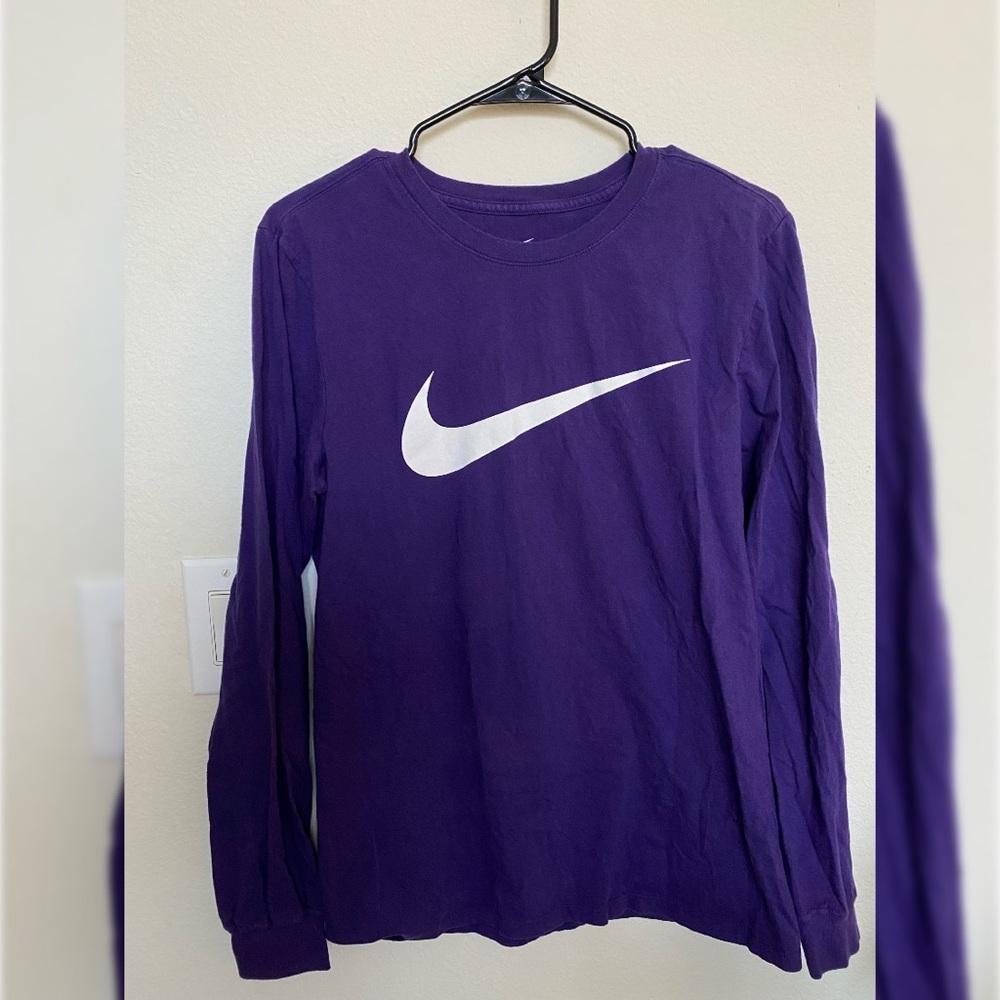 Nike Long Sleeve Graphic